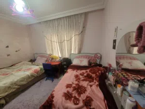غرفة نوم بنات مستعملة للبيع