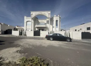 دابوق بلال فيلا مستقله شبه قصر جديد لم تسكن ذات اطلاله على البحر الميت وفلسطين بسعر مغري