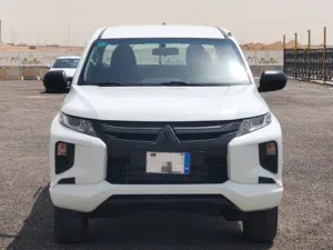 Used Mitsubishi L200 in Al Riyadh