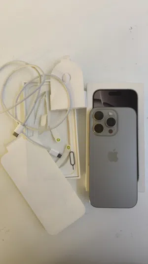 Apple iPhone 16 Pro 256 GB in Muscat