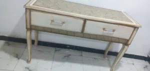 ميز تواليت بدون مرايه