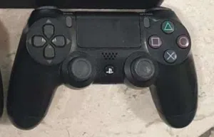 مطلوب يد بلايستيشن 4