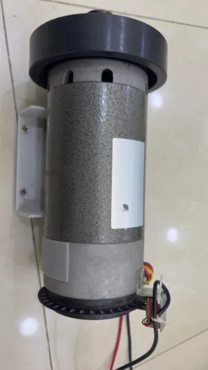 محرك سير مشي قوته حصان ونص ينفع حق اغلب سير المشي