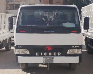 eicher halflorry