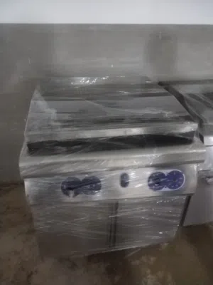 عدة مطعم للبيع شبه وكاله و السبب تجديد