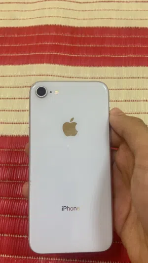 Apple iPhone 8 64 GB in Al Batinah