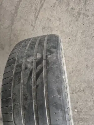 اطارات كوشوك مستعمل عدد 2 قياس 255/45R20 لسيارة VW ID4 خلفي
