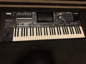 korg 5x mg  شبة جديد