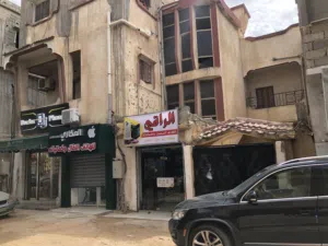 منزل من ثلاث طوابق في وسط المدينة ملك