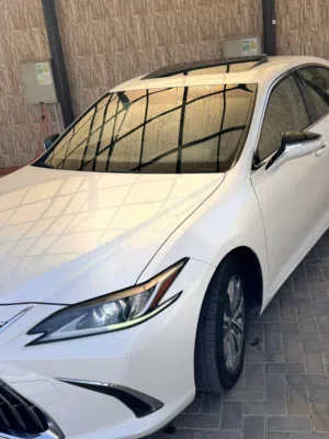 Used Lexus ES in Zarqa