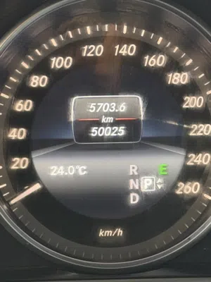 مرسيدس E200