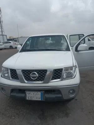 نيسان نافارا 2013