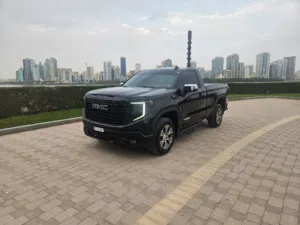 Used GMC Sierra in Ajman