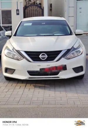 نيسان التيما s موديل2018خليجي للبيع