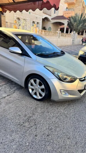 Used Hyundai Avante in Aqaba