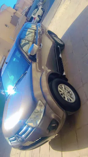 للبيع سياره باجيرو سبورت موديل 2014