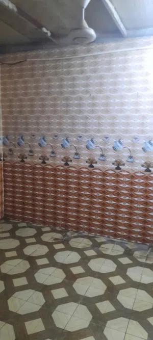 150 m2 2 Bedrooms Townhouse for Sale in Basra 5 Miles Camp