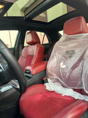 SRT8اصلي  فحص بل كامل  سياره مو ناقصه شي