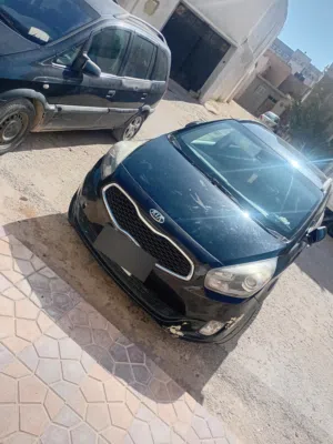 كيا براندو 2015