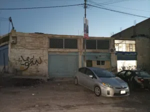مخازن للايجار عدد 2مساحه واسعة مع سده
