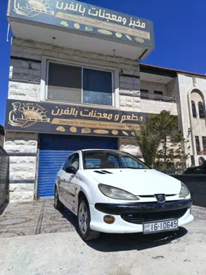 Used Peugeot 206 in Zarqa