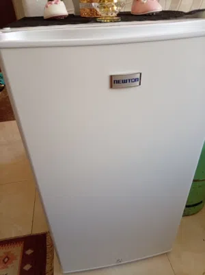 ثلاجة مكتب