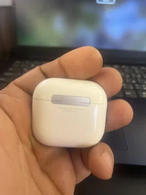 AirPods 4 (ANC) AirPods 4 مع عزل الضوضاء (ANC)