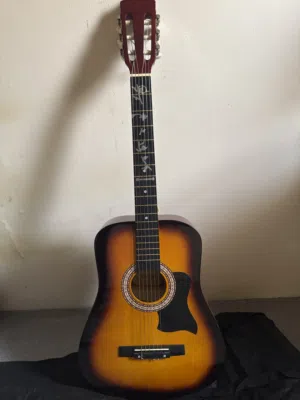 جيتار أكوستيك للبيع