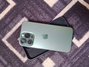 Apple iPhone 13 Pro 256 GB in Al Sharqiya