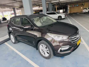 Hyundai Santa Fe 2016 model oman car for urgent sell
