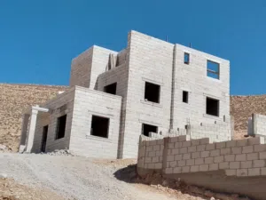 160 m2 3 Bedrooms Townhouse for Sale in Zarqa Shomer