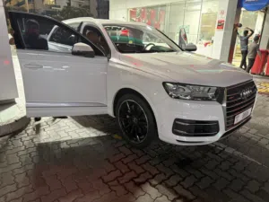Audi Q7 GCC 2016 Premium plus with Full Service History from Nabooda