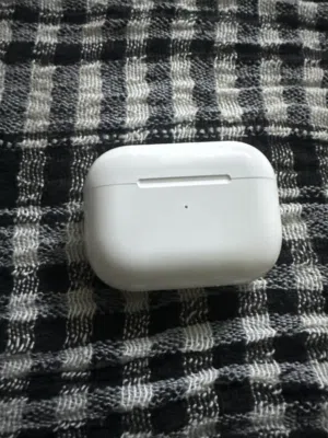 سماعة AIRpods