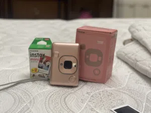 كاميرا فورية فوجي فيلم انستاكس ميني ليبلاي Fujifilm Instax mini liplay مع فلمين *10 صورة هدية