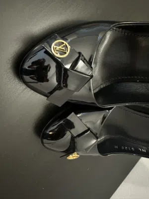 With Heels . Louis Vuitton . 40 . Used4