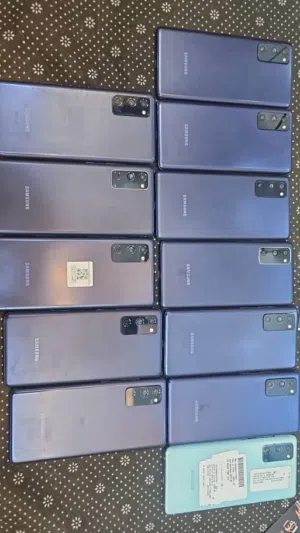 Samsung Galaxy S20 FE 5G 128 GB in Sana'a