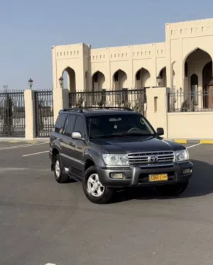 تويوتا لاند كروزر VXR