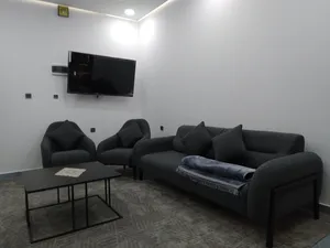 Furnished . Daily4