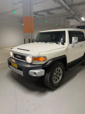 Used Toyota FJ in Muscat
