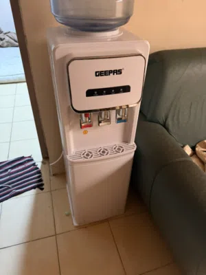 Geepas water dispenser with refrigerator 1month use only