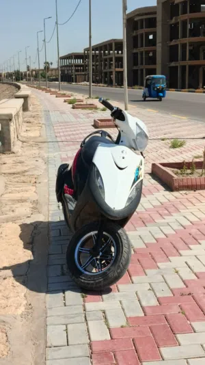 دراجه ناريه نضيفه
