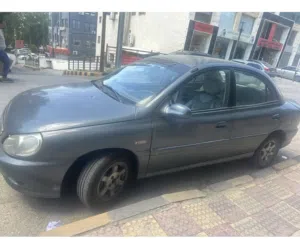 سيارة كيا ريو 2001 مجددة للبيع العاجل بسبب السفر قابل للتفاوض