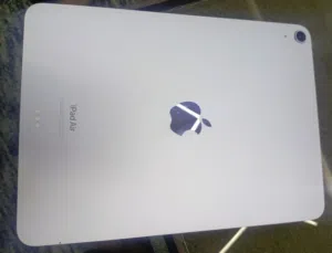 Apple iPad Air 11 128 GB in Madaba