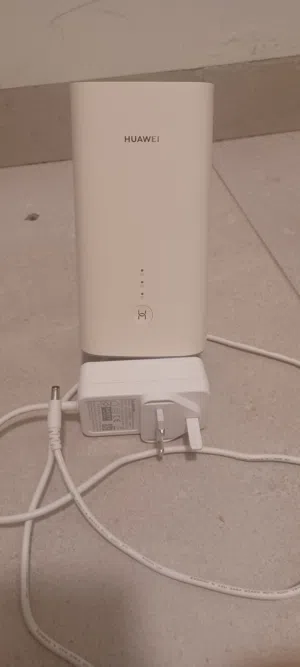 5G router huawei good condition