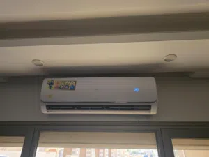 AUX 2 - 2.4 Ton AC in Farwaniya