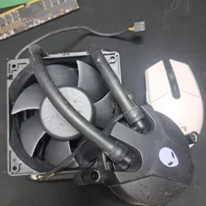 مبرد مائي مستخدم لكن مفحوص وشغال pc للحاسبه