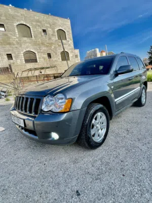 Used Jeep Grand Cherokee in Amman