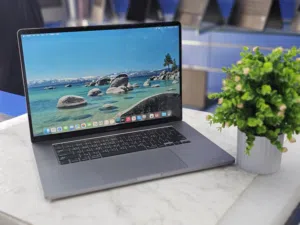 MACBOOK PRO A2141 MODEL 2019  INTEL CORE I7 PROCESSOR  16GB RAM 500GB SSD TOUCH BAR AND ID