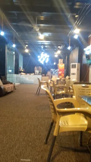 300 m2 . Landlord0