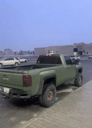 GMCsierra HD2500/